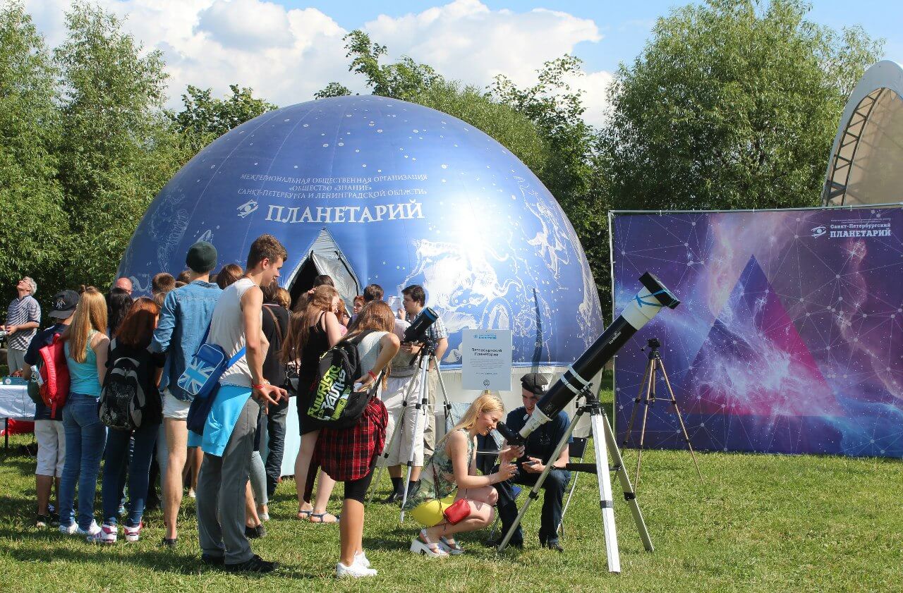 Мобильный планетарий на VK fest - 2017